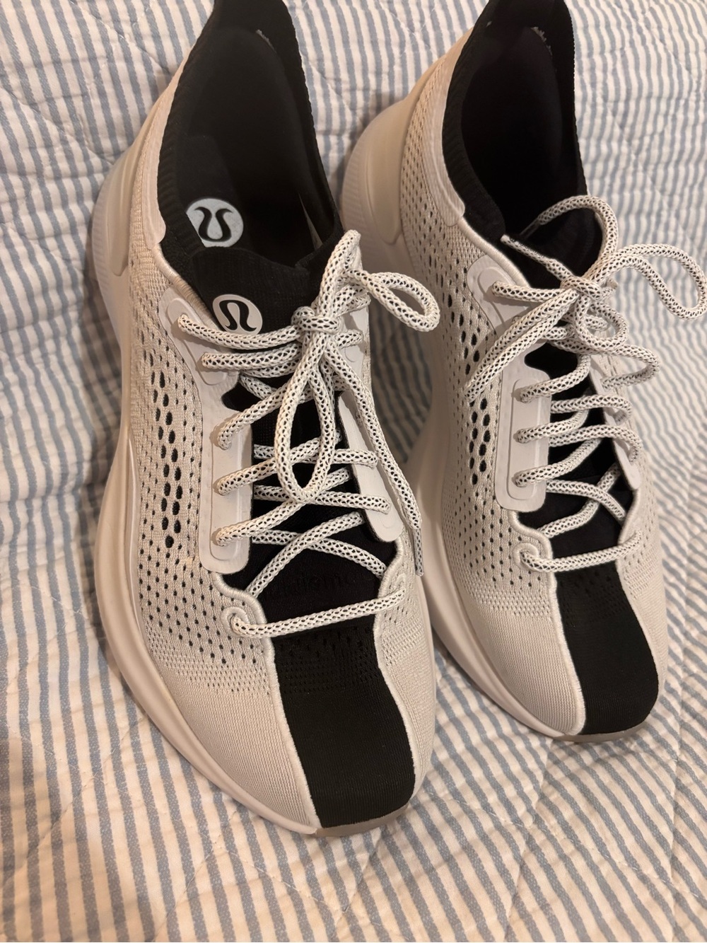 lululemon athletica Women's White and Black Knit Athletic Sneakers
